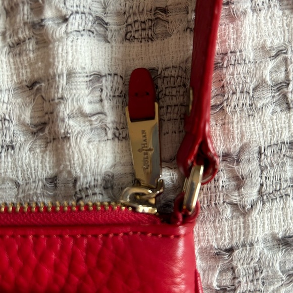 Cole Haan pebbled leather red cross body bag. Excellent condition. - Picture 5 of 8